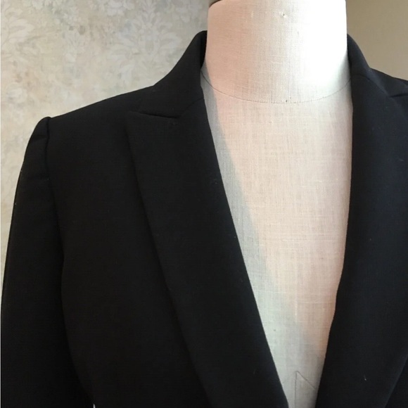 Tahari Levine pants suit. Petite size 8, Danielle style pants and blazer - Picture 10 of 12